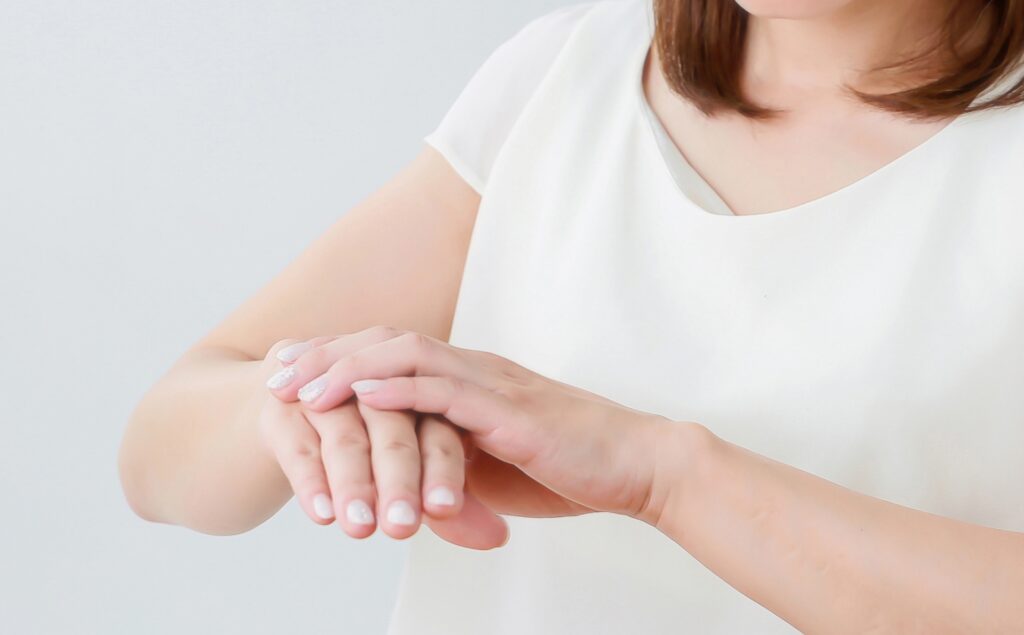 爪が伸びる速度はどのくらい？変化に関わる生活習慣とケア│美容情報サイト Beauty Web(ビューティーウェブ)